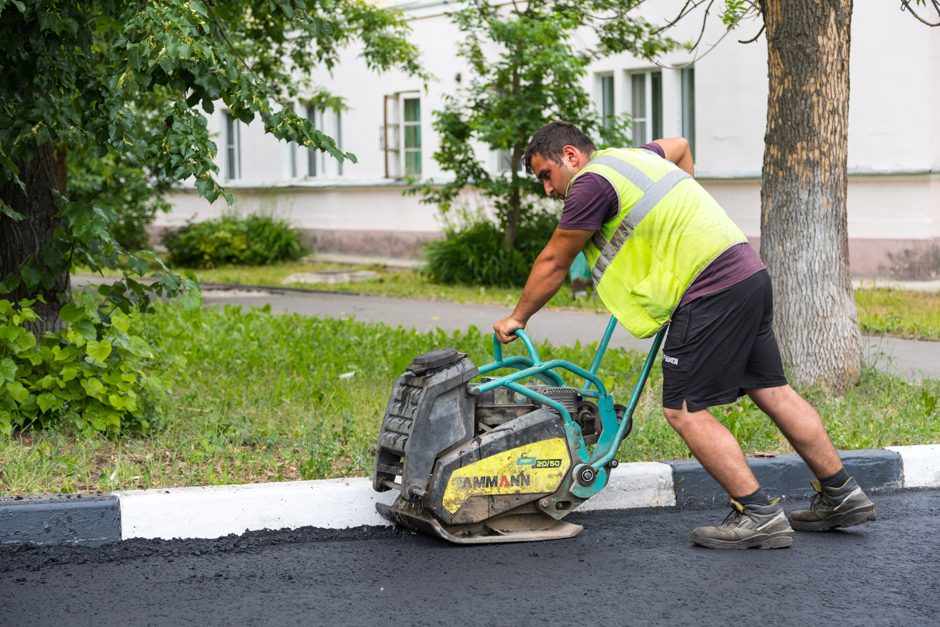 Doğalgaz ve İski Tranşerlerinin Asfaltlanması